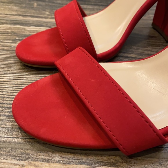 Soda Sz 9 Pretty Red Formal High Heel Shoes - Picture 7 of 8